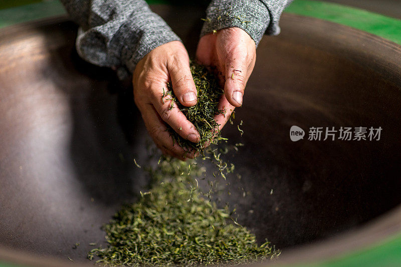 Chinese craftsmen, handmade tea